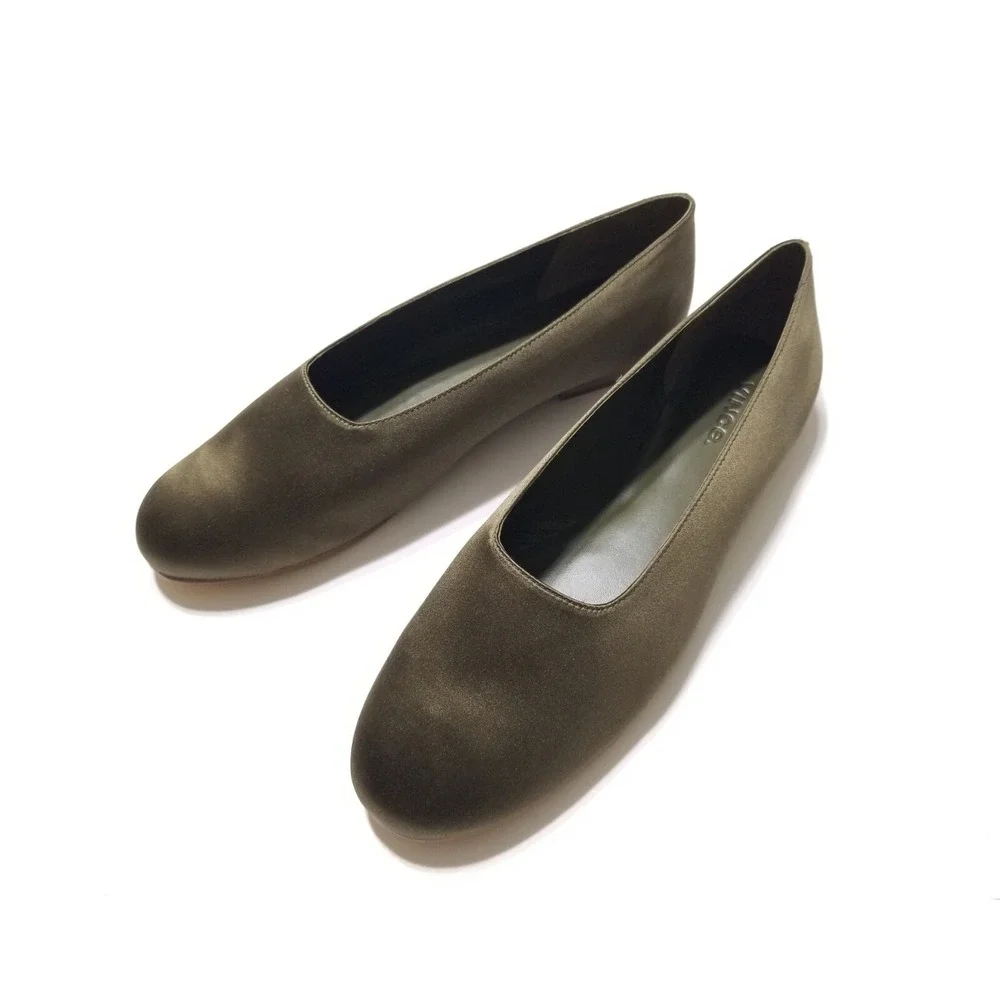 NIB‎ Vince Maxwell Italian Satin Ballet Flat Olive Green Size 6.5, 8.5 $225